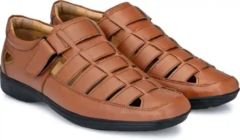 WUGO Men Tan Roman Sandals 