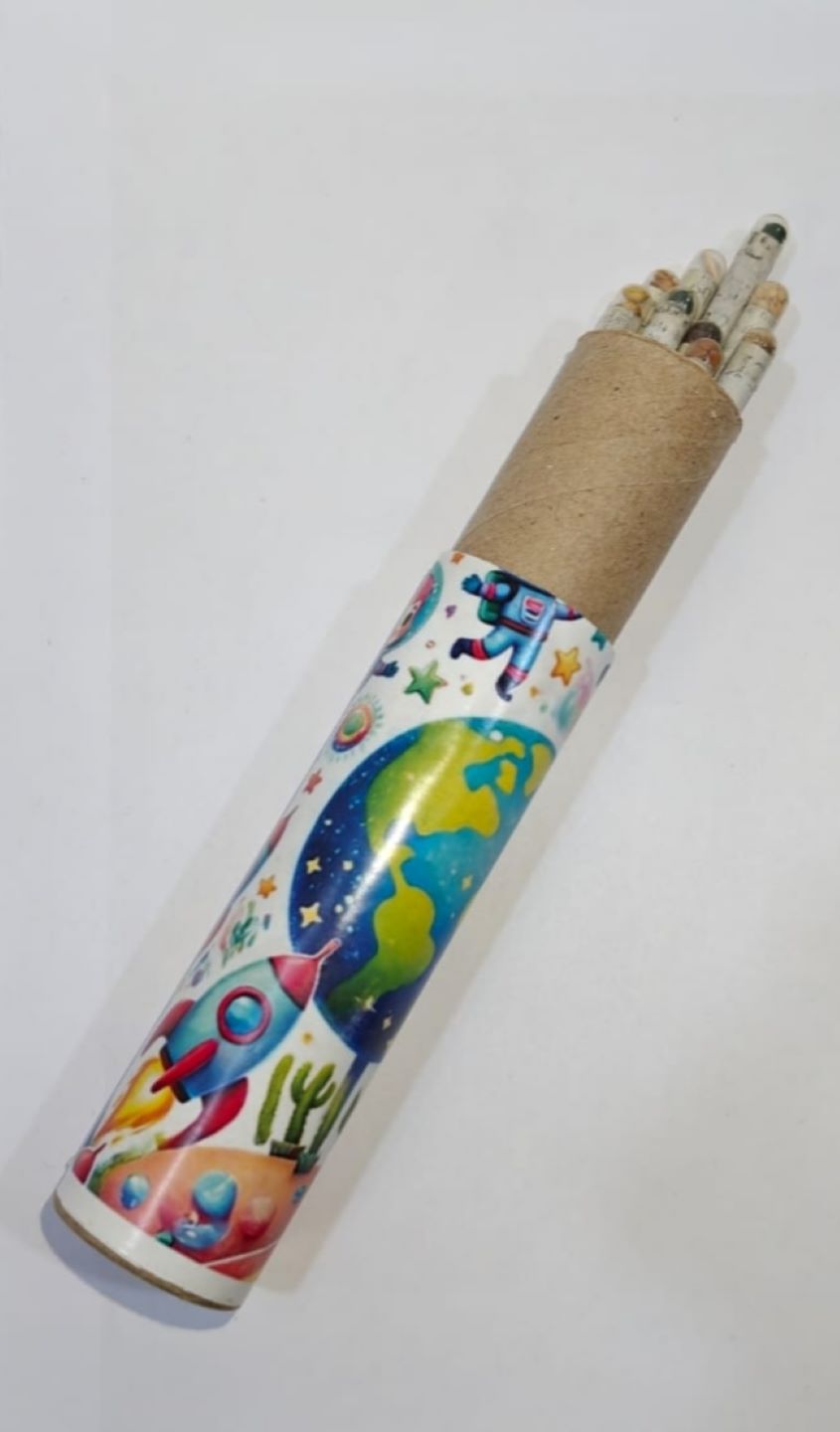 Astronaut Theme Newspaper Plantable Pencil-black Lead 