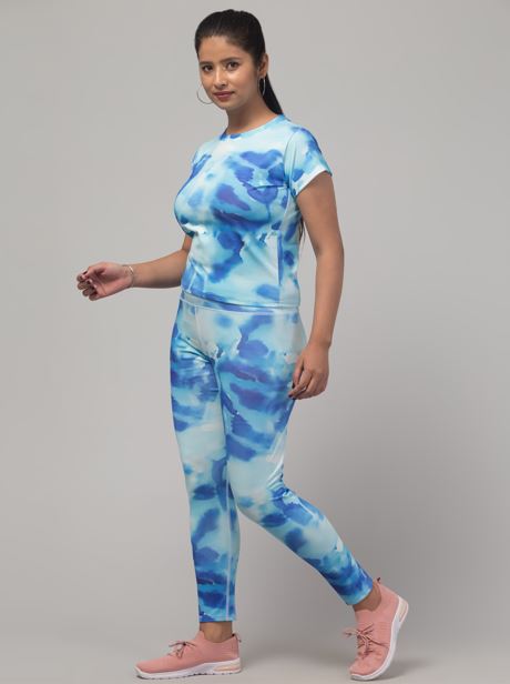 WUGO: Latest Fabulous High Quality Printed Sports Wear Set/Gym.